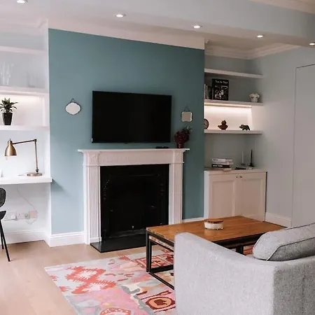 Sapphire Sanctuary Apartment